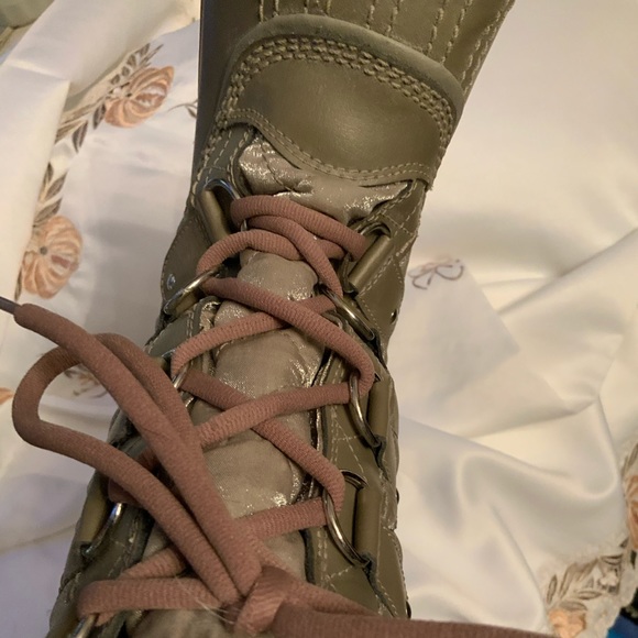 Sorel Waterproof Rain/Snow Boots Size 8 - Picture 8 of 8